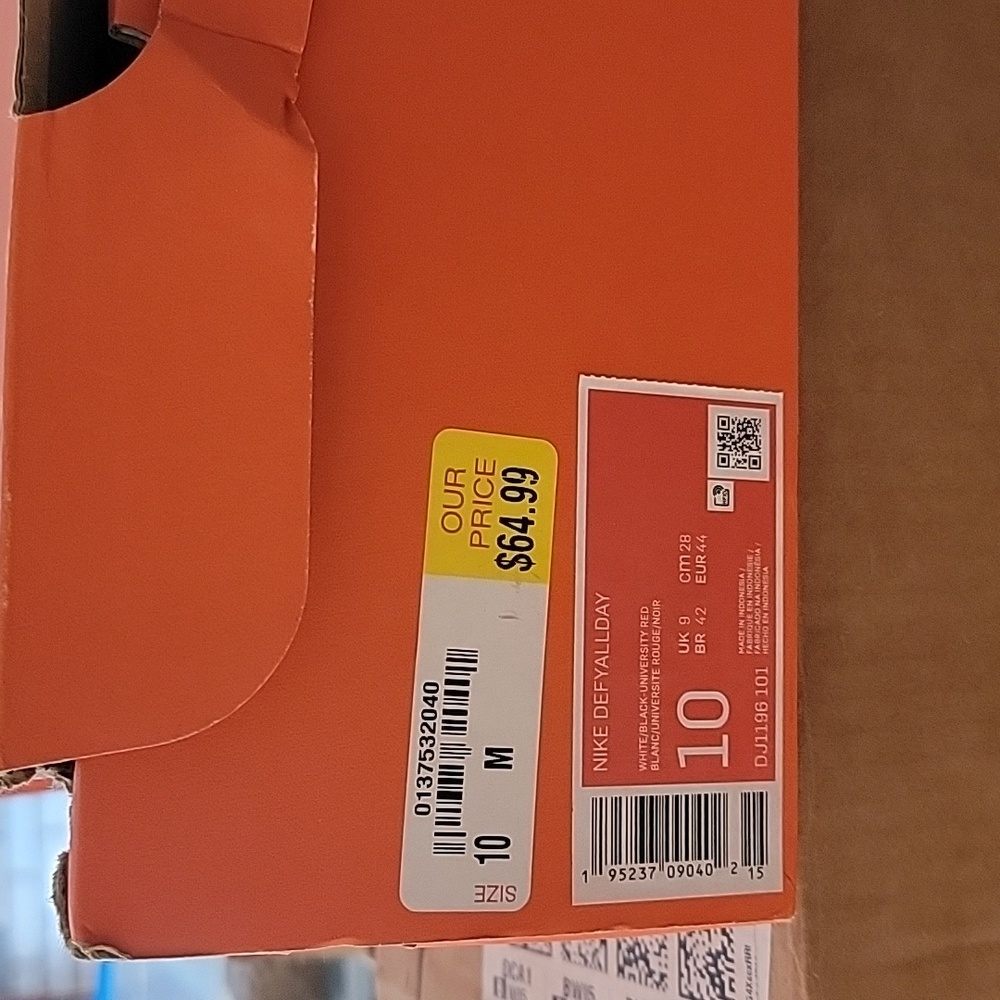 Size 10 Nike shoes
